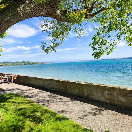 Bodensee-schloss Maurach *